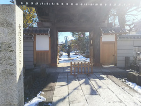 赤羽岩淵浄苑の入り口