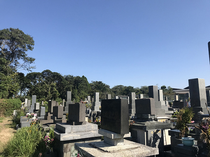 鹿屋市営　緑山墓地の墓　通常区画全体