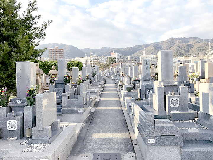 石屋墓園の全体写真