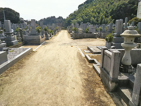 松山市営　梅津寺墓地の全体写真