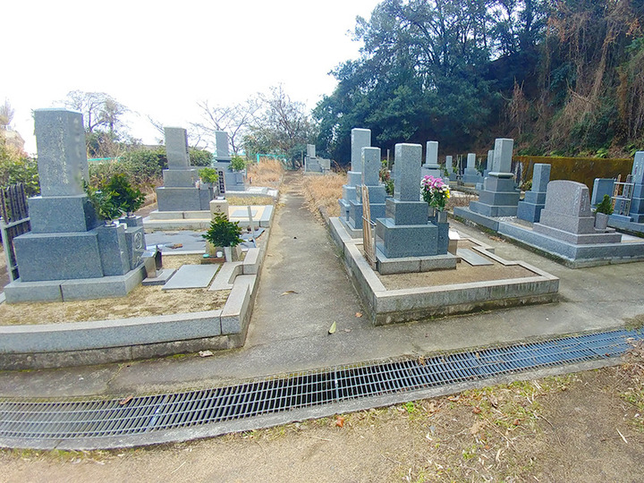 福山市　鞆墓苑の墓　通常区画全体