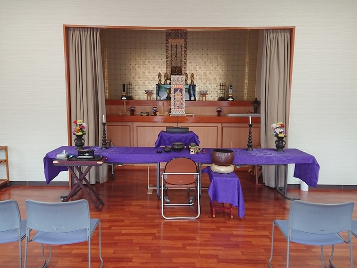 山田川霊園の本堂