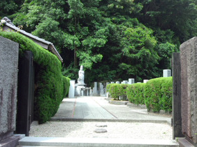 河内長野中央霊園の入り口