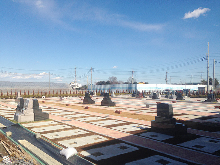 越谷しらこばと霊園の全体写真