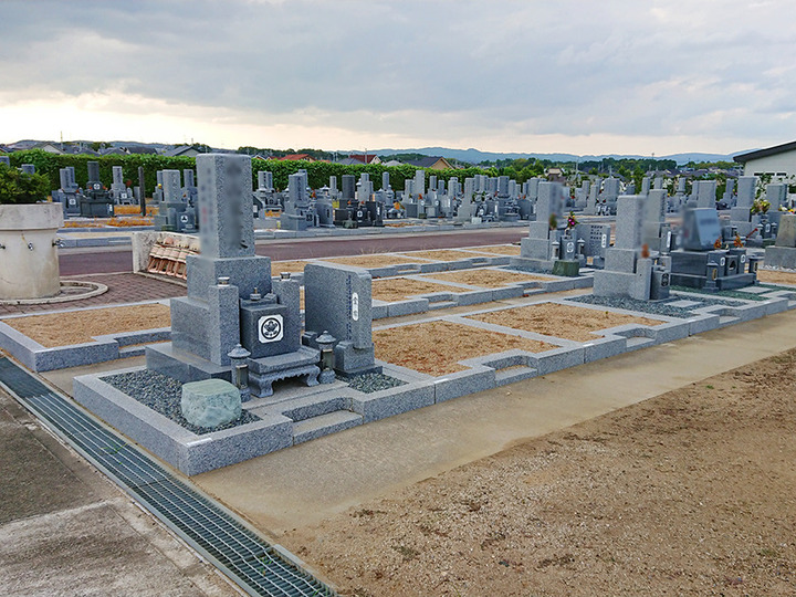 広陵町営　石塚霊園の墓　通常区画全体