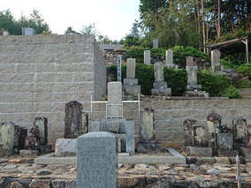 西寿寺霊園の墓　通常区画全体