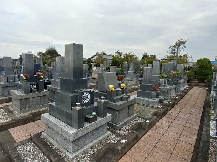 磐田市　八王子霊園の墓　通常区画全体