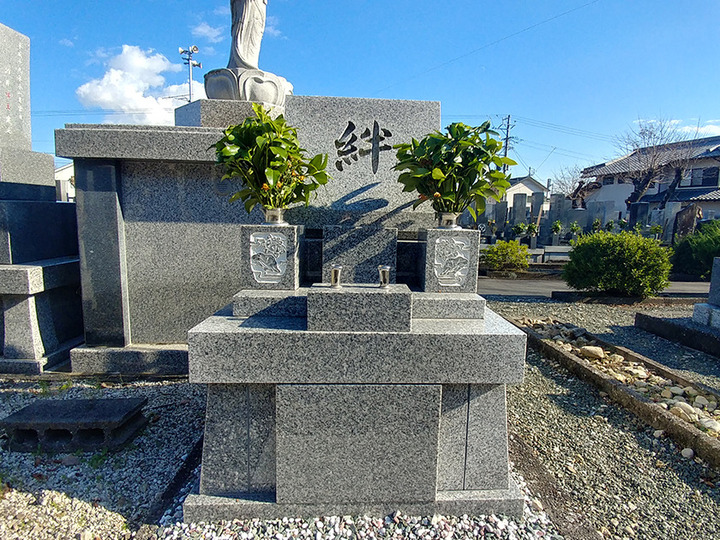 磐田市　緑ヶ丘霊園の墓その他イメージ