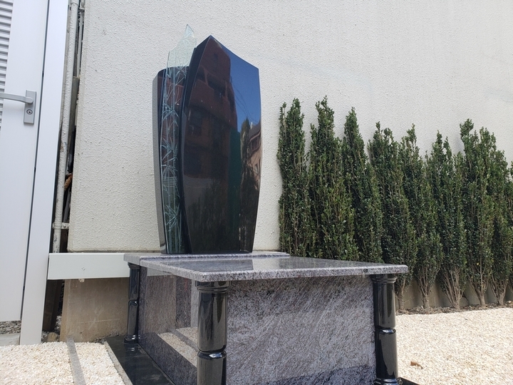 神楽坂の永代供養墓・樹木葬「真清浄寺」の樹木葬墓石