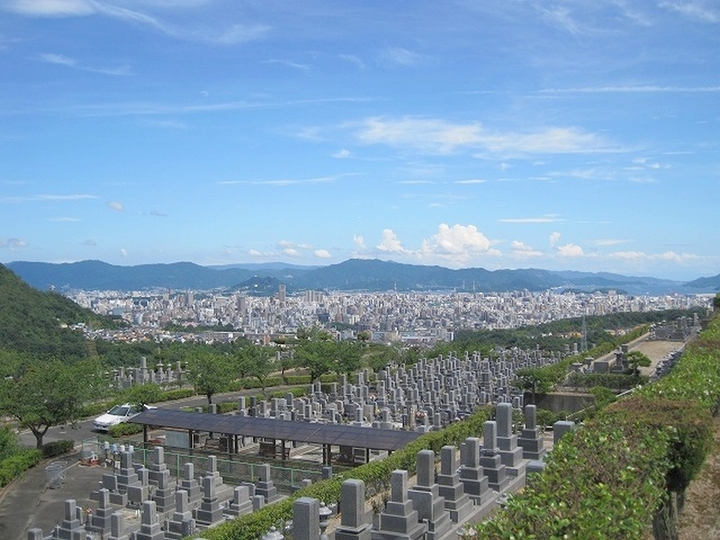 広島平和霊園のお墓（広島県広島市西区の霊園・寺院） │ 【OHAKO-おはこ-】納骨先・墓地・霊園探しなら