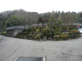 松陵台墓園の入り口