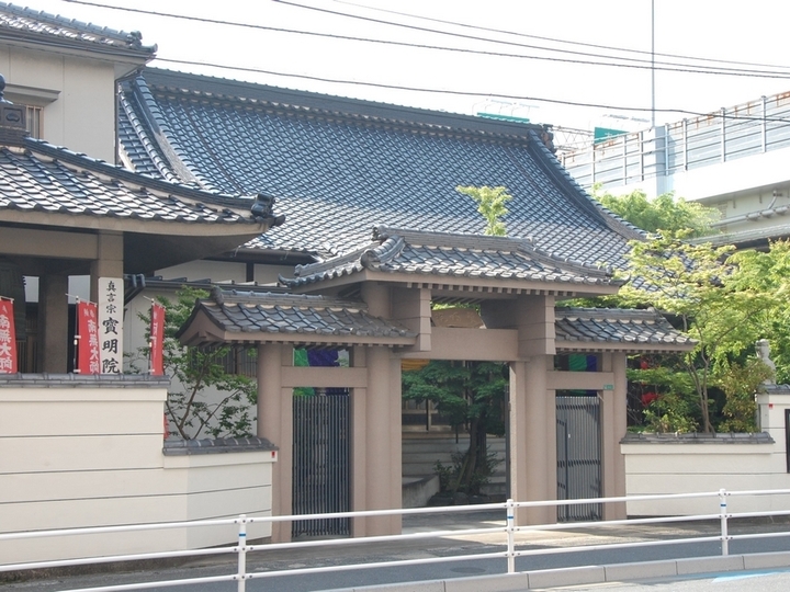 宝明院　大師堂　納骨堂の入り口