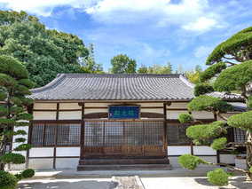 吉祥寺境内墓地　「桜墓苑」の外観