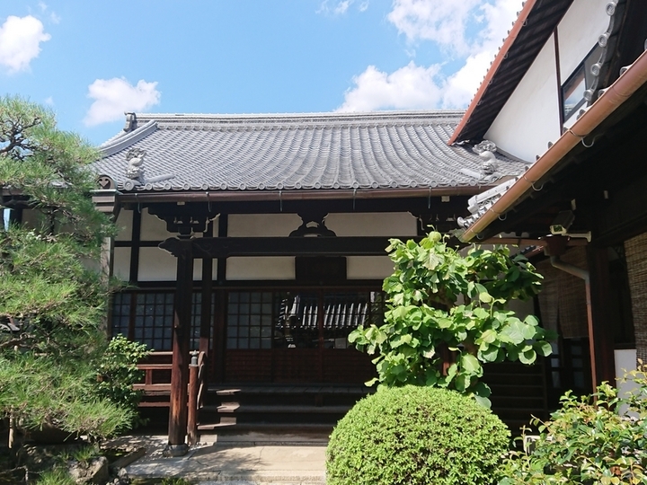 専徳寺霊園の外観