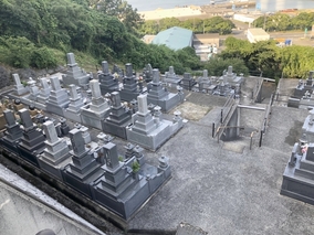 恒見霊園の外観