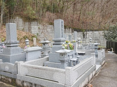 東広島市営　中屋谷第2墓園の外観