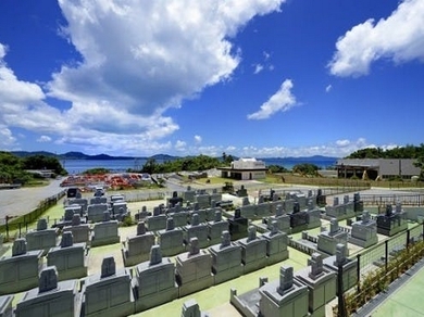 名護 やんばるメモリアルパークの外観