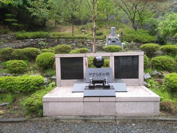 やすらぎ墓苑の永代供養　永代供養墓全体写真
