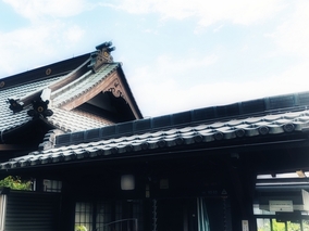 西敬本廟の外観